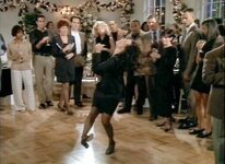 elaine_dancing_scene_seinfeld.jpg