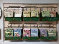 AmishBookshelf.jpg AmishBookshelf.jpg